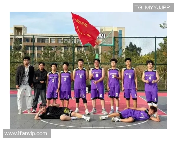 武汉篮球队总决赛精彩点评团队协作展现无遗的默契与拼搏精神